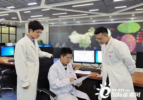 破解三大世界級(jí)難題 中國(guó)電網(wǎng)這項(xiàng)技術(shù)取得突破